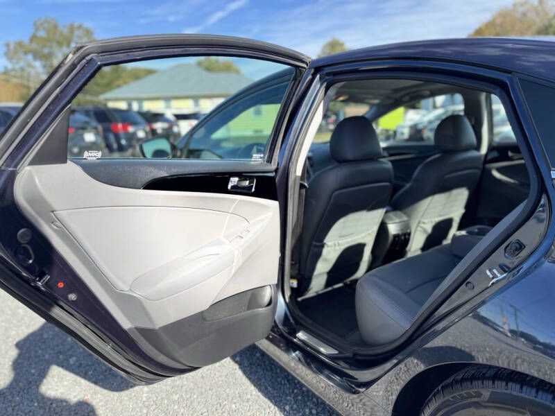 2013 Hyundai Sonata Image 13