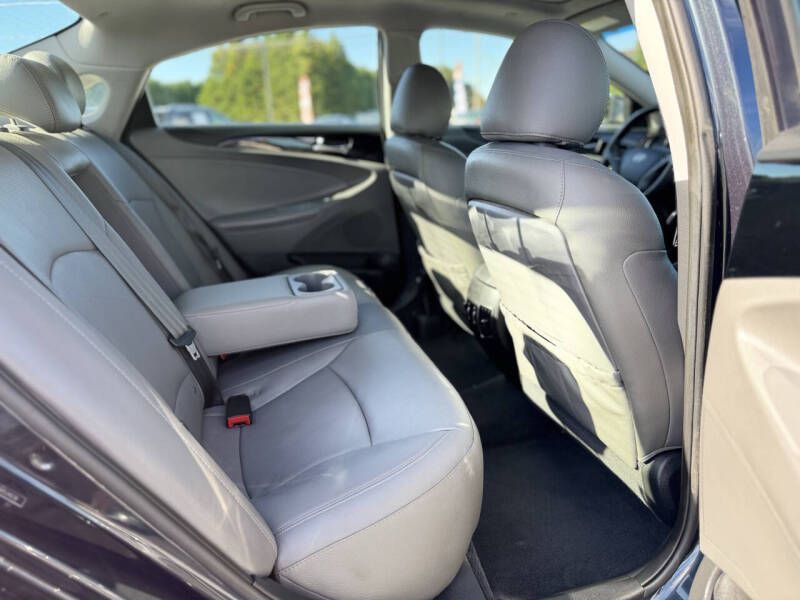 2013 Hyundai Sonata Image 19