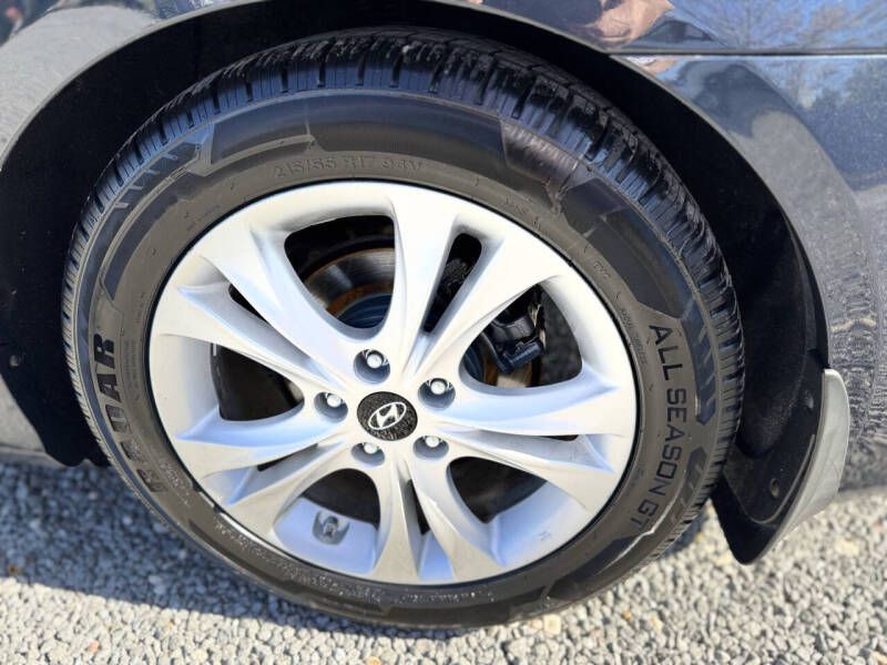 2013 Hyundai Sonata Image 23