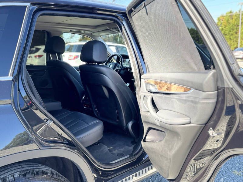 2015 BMW X5 Image 17