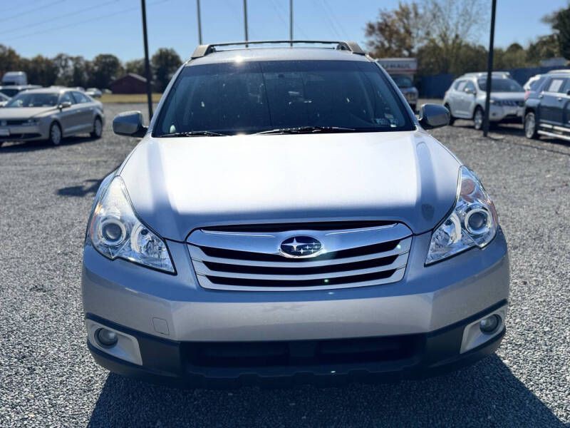 2011 Subaru Outback Image 24