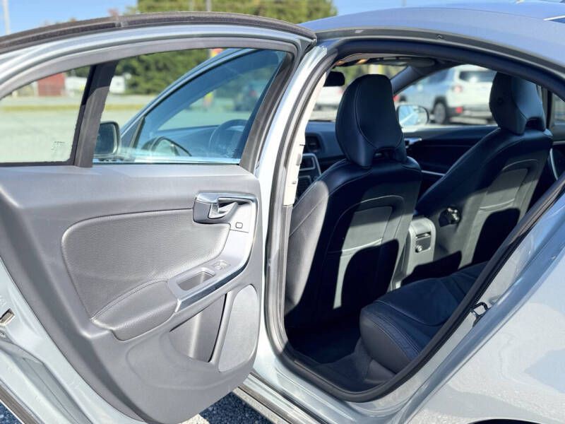 2013 Volvo S60 Image 13