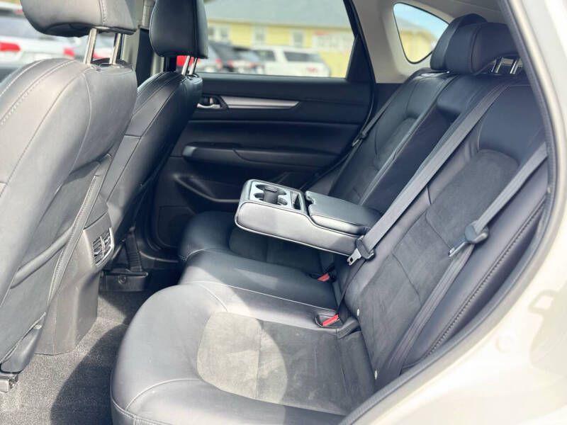 2017 Mazda CX-5 Image 13