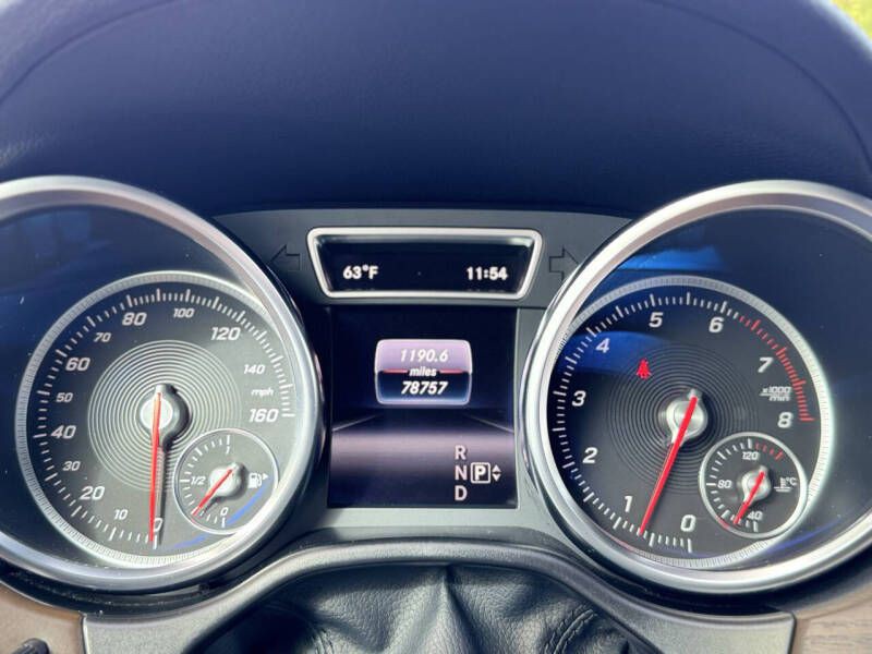 2016 Mercedes-Benz GLE-Class Image 11