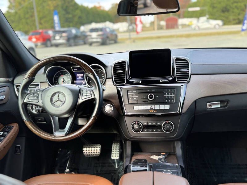 2016 Mercedes-Benz GLE-Class Image 15