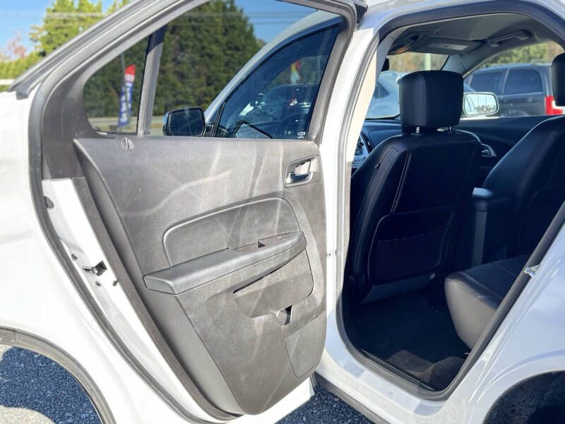 2016 Chevrolet Equinox Image 13