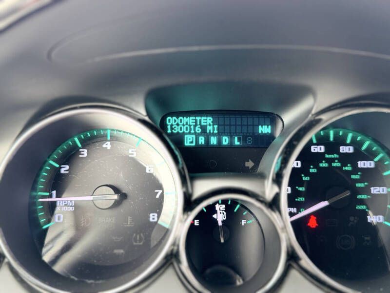 2016 Buick Enclave Image 11