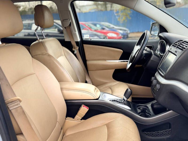 2013 Dodge Journey Image 20