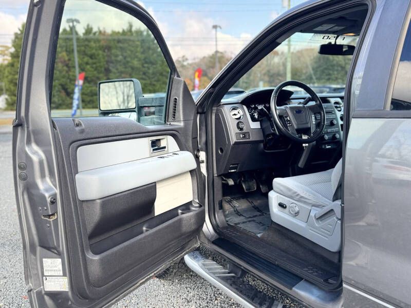 2011 Ford F-150 Image 8