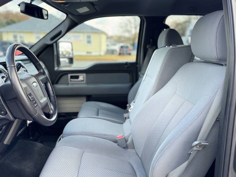 2011 Ford F-150 Image 9