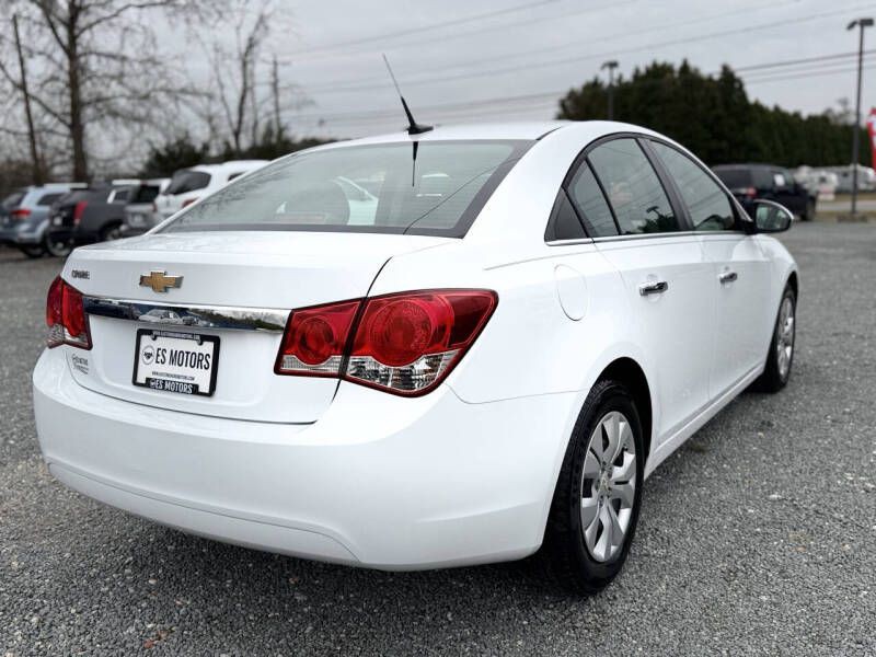 2012 Chevrolet Cruze Image 4