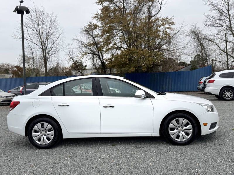 2012 Chevrolet Cruze Image 5