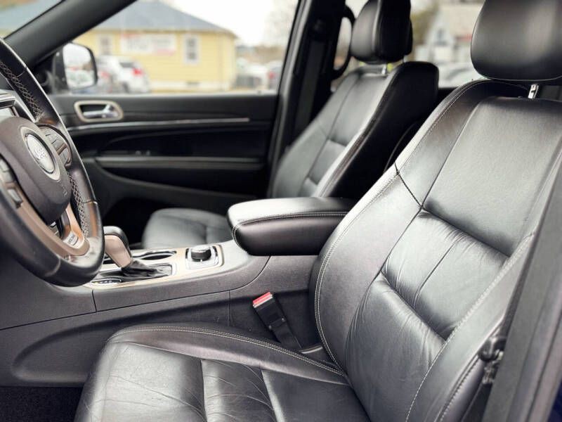 2016 Jeep Grand Cherokee Image 9