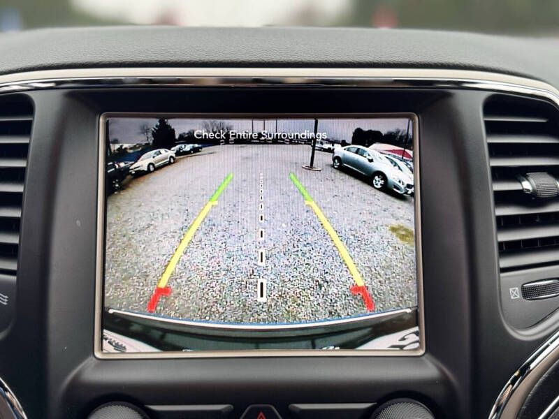 2016 Jeep Grand Cherokee Image 12