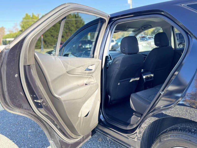 2020 Chevrolet Equinox Image 12
