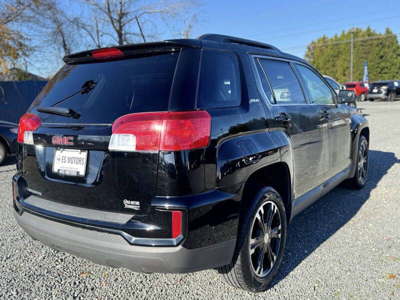 2017 GMC Terrain Image 4