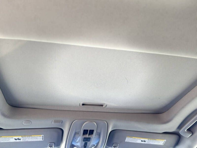 2017 GMC Terrain Image 16