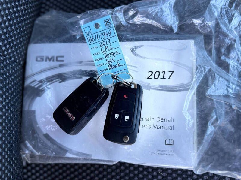 2017 GMC Terrain Image 22