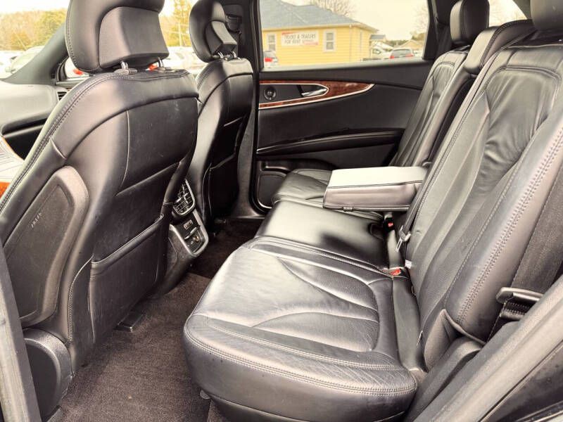 2016 Lincoln MKX Image 14