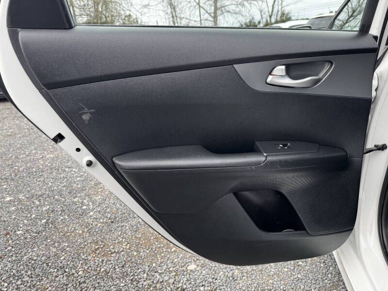 2019 Kia Forte Image 13