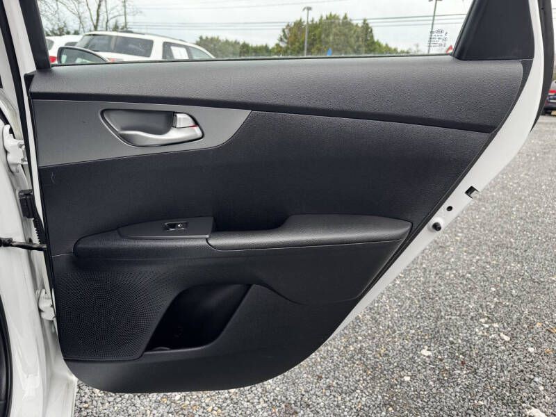 2019 Kia Forte Image 18