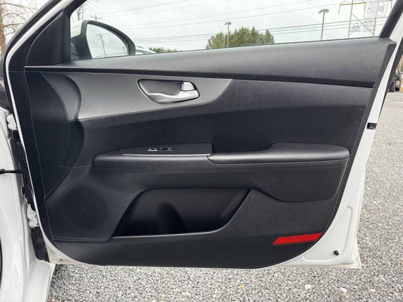 2019 Kia Forte Image 20