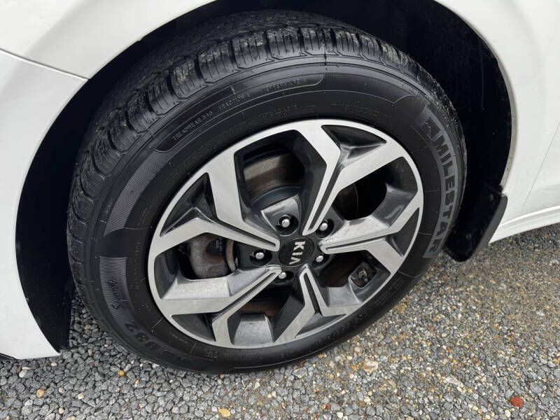 2019 Kia Forte Image 24