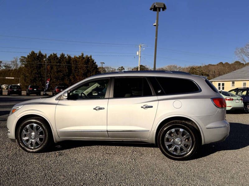 2016 Buick Enclave Image 2
