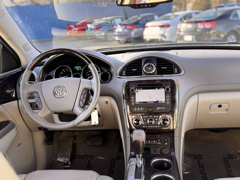 2016 Buick Enclave Image 15
