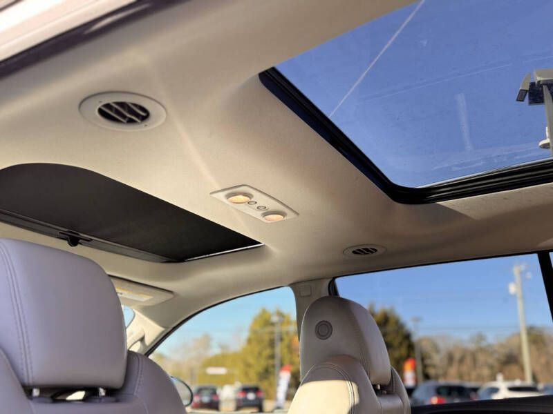 2016 Buick Enclave Image 16