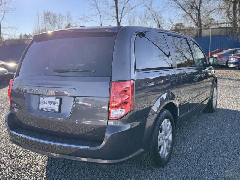 2016 Dodge Grand Caravan Image 4