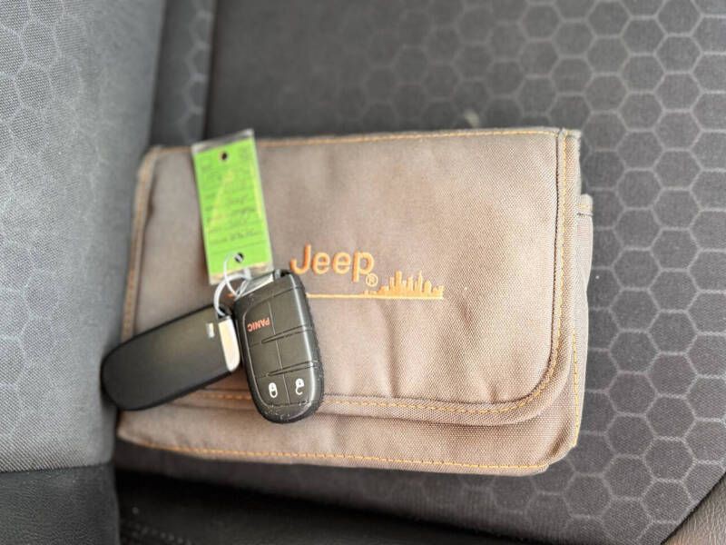 2018 Jeep Compass Image 20