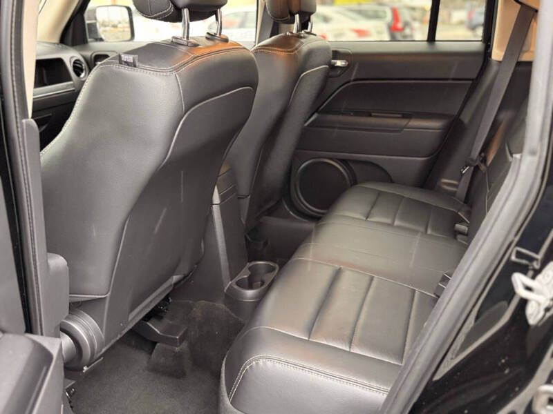 2017 Jeep Patriot Image 14