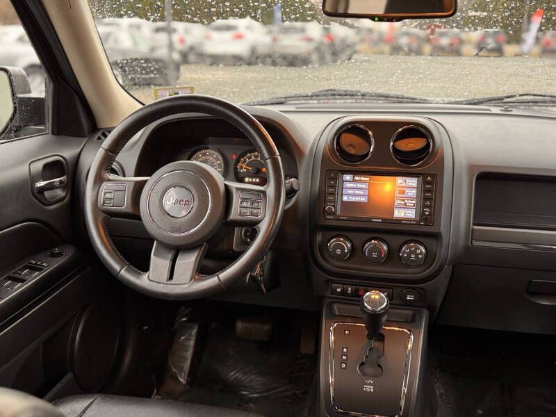 2017 Jeep Patriot Image 15