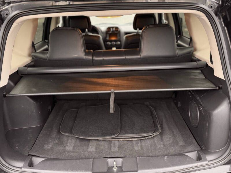 2017 Jeep Patriot Image 16