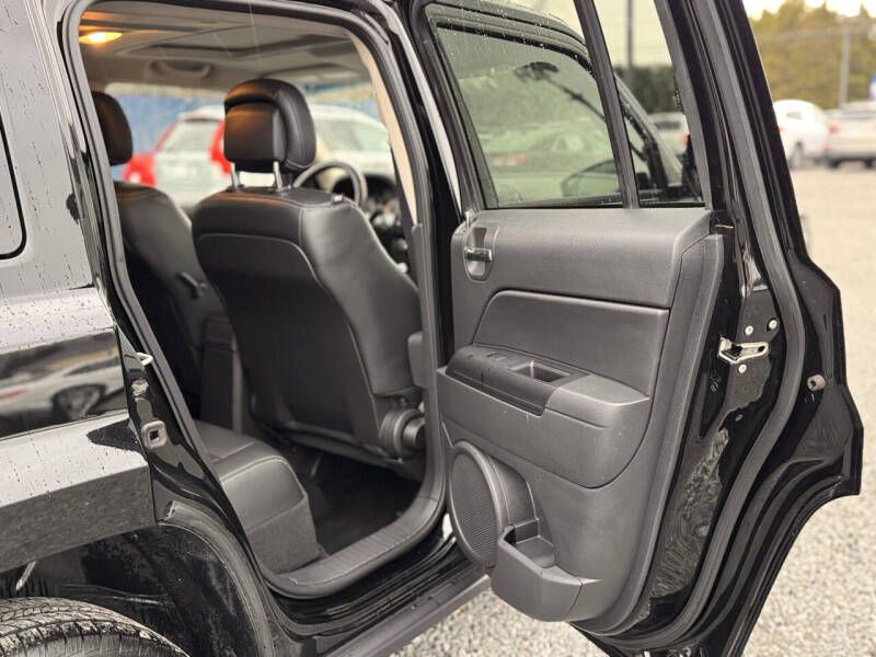 2017 Jeep Patriot Image 17