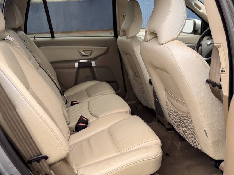 2013 Volvo XC90 Image 18