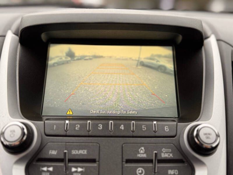 2016 Chevrolet Equinox Image 12