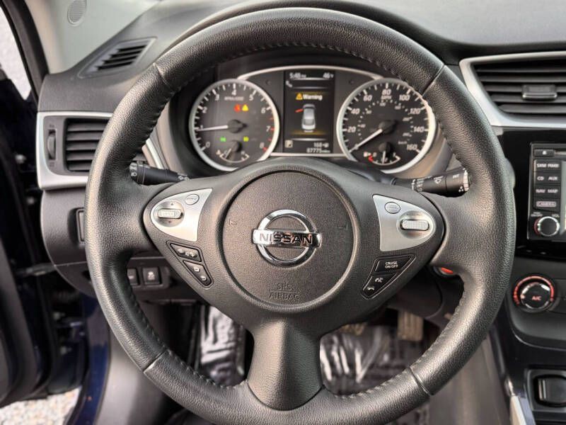 2017 Nissan Sentra Image 9