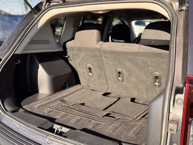 2017 Jeep Compass Image 14