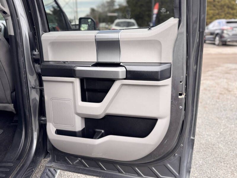 2016 Ford F-150 Image 17