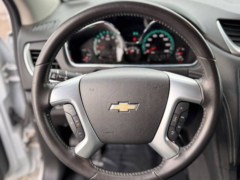 2017 Chevrolet Traverse Image 10