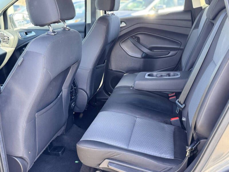 2017 Ford Escape Image 13