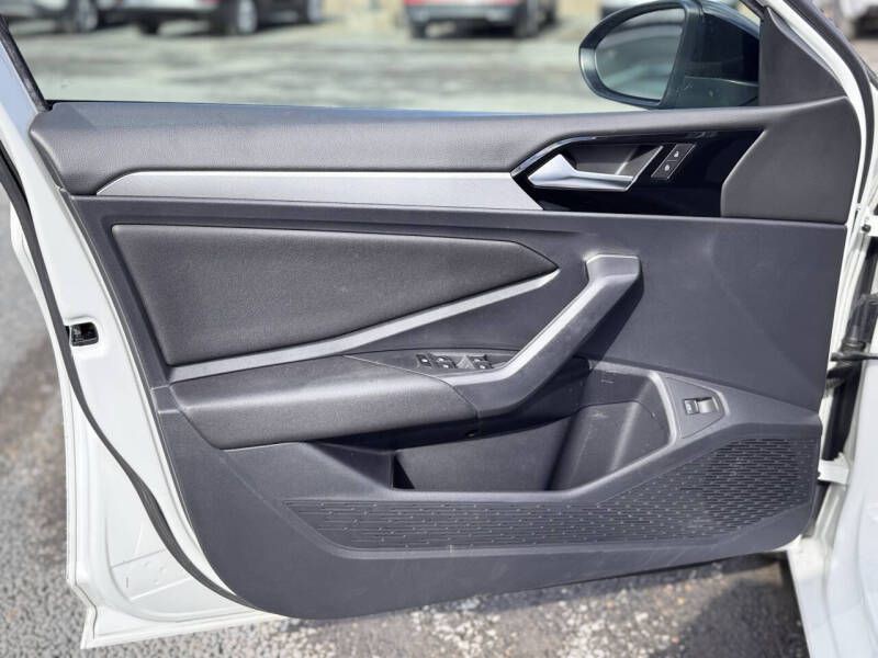 2019 Volkswagen Jetta Image 8