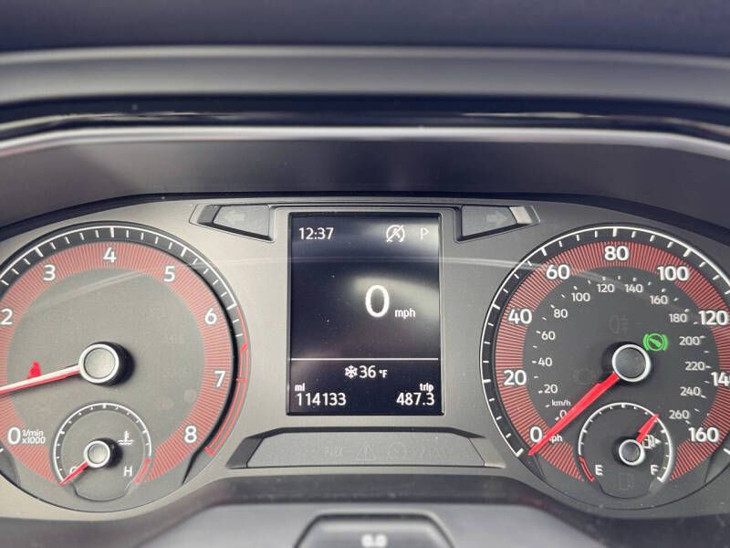 2019 Volkswagen Jetta Image 11