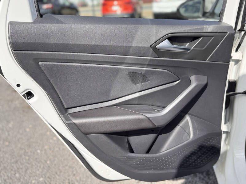 2019 Volkswagen Jetta Image 13