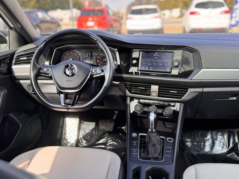 2019 Volkswagen Jetta Image 15