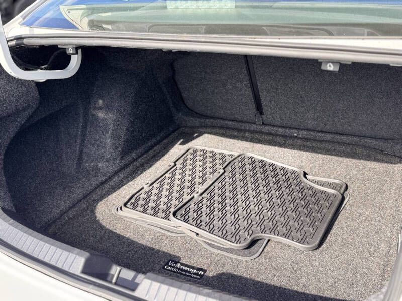 2019 Volkswagen Jetta Image 17