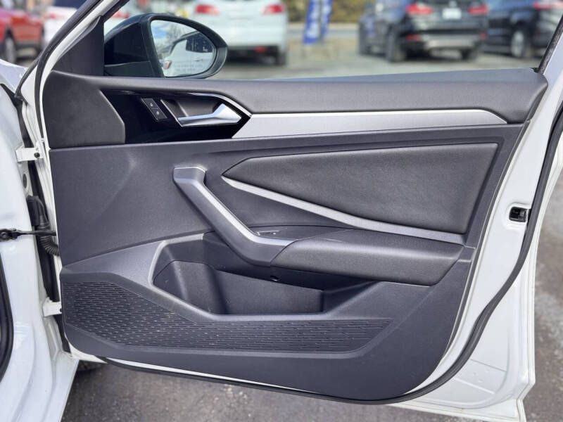 2019 Volkswagen Jetta Image 20