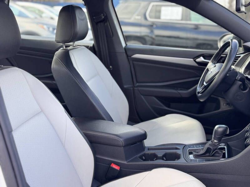 2019 Volkswagen Jetta Image 21